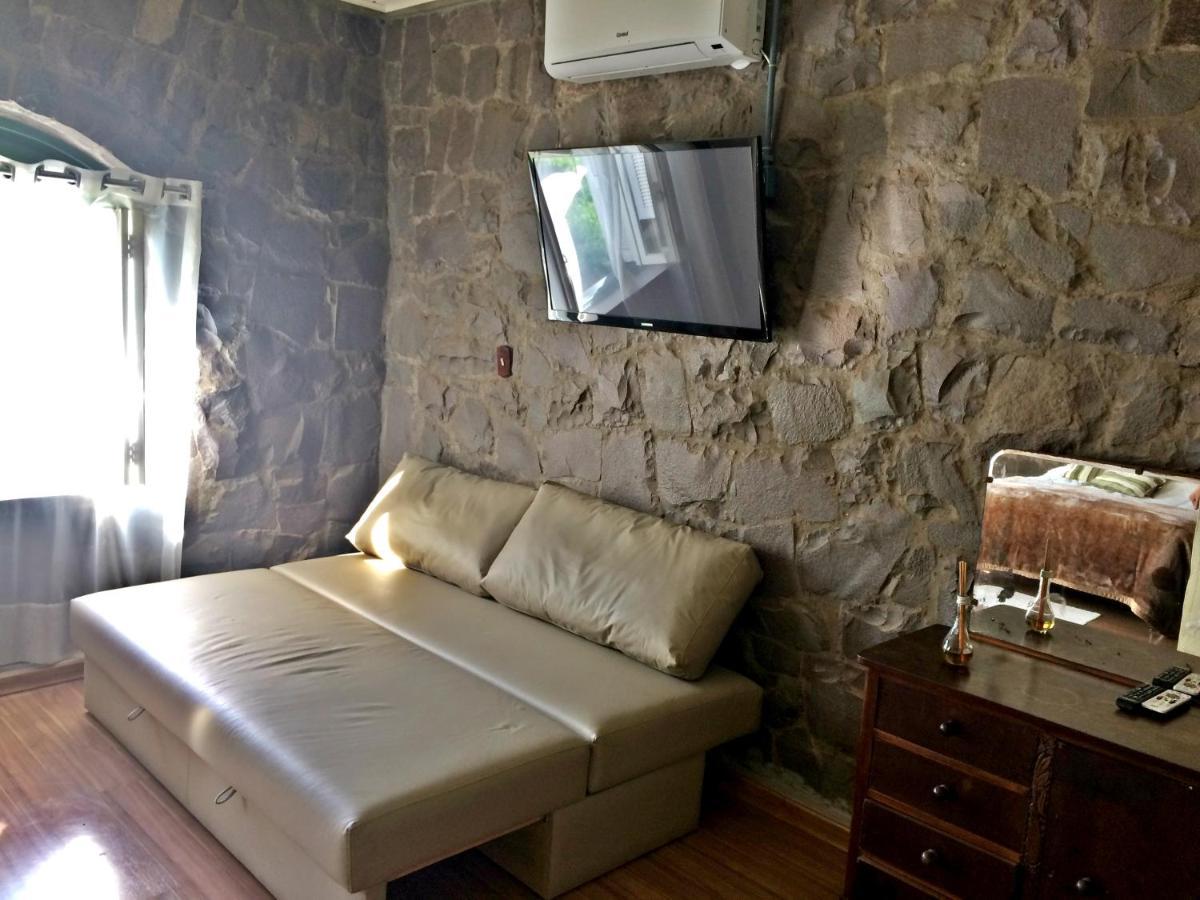 Casa De Pedra Mena Kaho Villa Bento Gonçalves Exterior foto